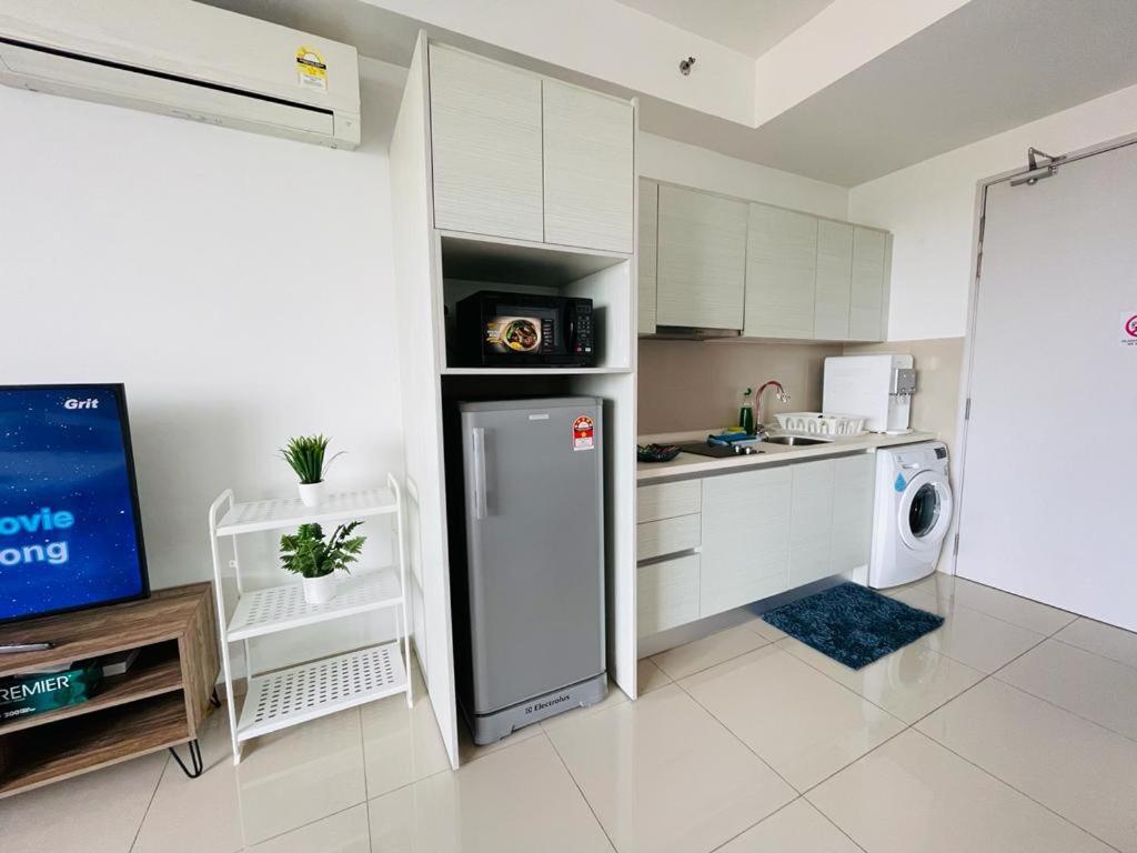 Homestay I-City Cantik, Tenang, Wifi, 4K Smart Tv, Netflix, Coway, Free Parking Shah Alam Dış mekan fotoğraf