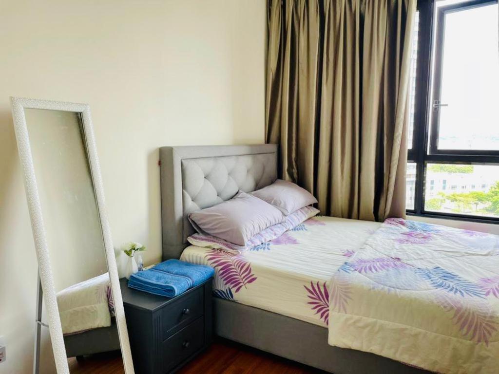 Homestay I-City Cantik, Tenang, Wifi, 4K Smart Tv, Netflix, Coway, Free Parking Shah Alam Dış mekan fotoğraf